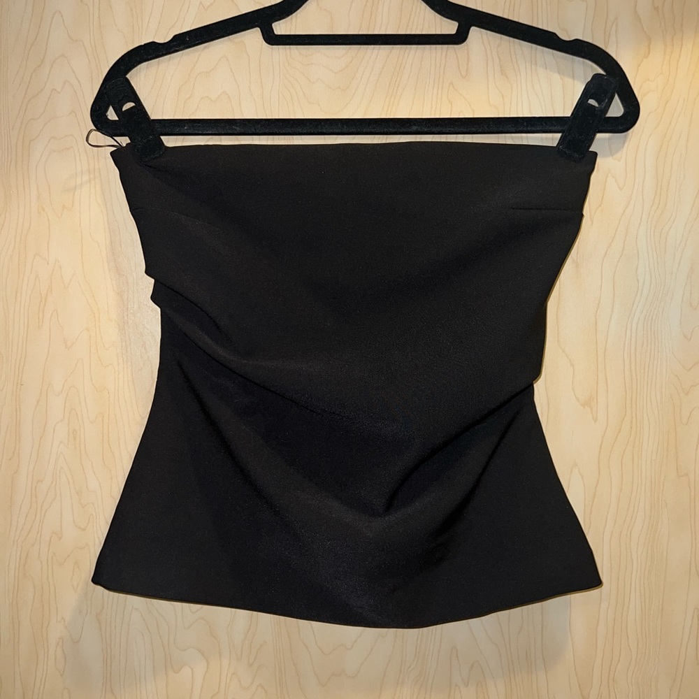 BRAND NEW - ZARA tube top/crop top size M